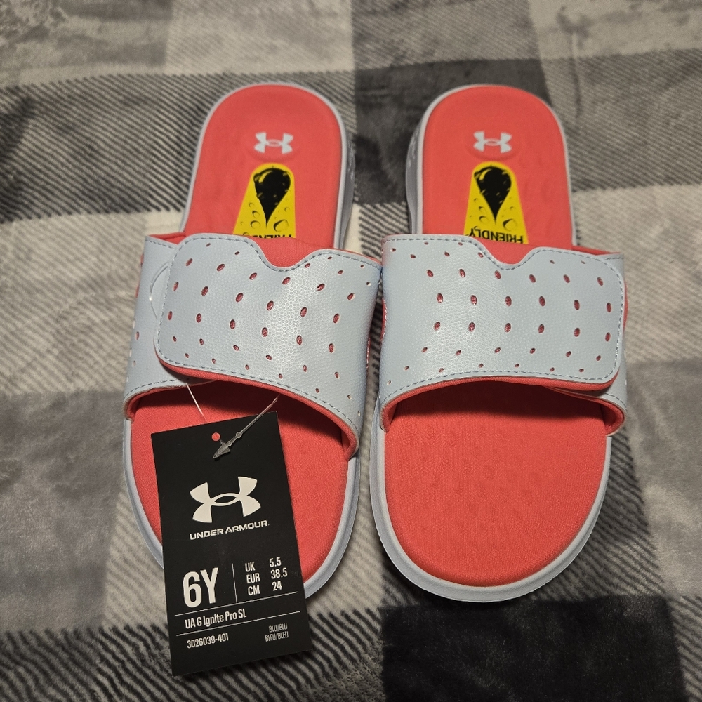 Under Armour Women's Girls' Ignite Size 6 Sandals NWT Slides Sandals